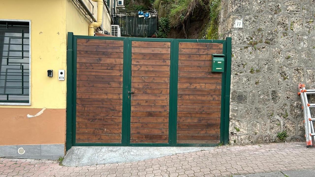 Principessa Sichelgaita House Vila Salerno Exterior foto